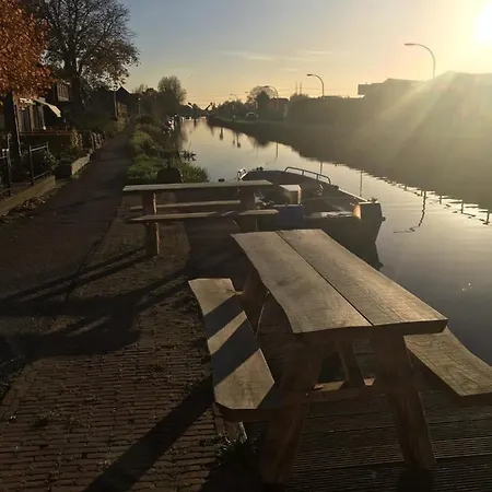 De Droomhut Апартаменты Den Hoorn (South Holland)
